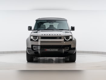 Used Land Rover Defender 2025 for sale - 76434885: Photo