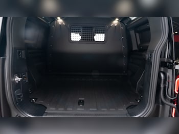 Used Land Rover Defender 2025 for sale - 75569672: Photo