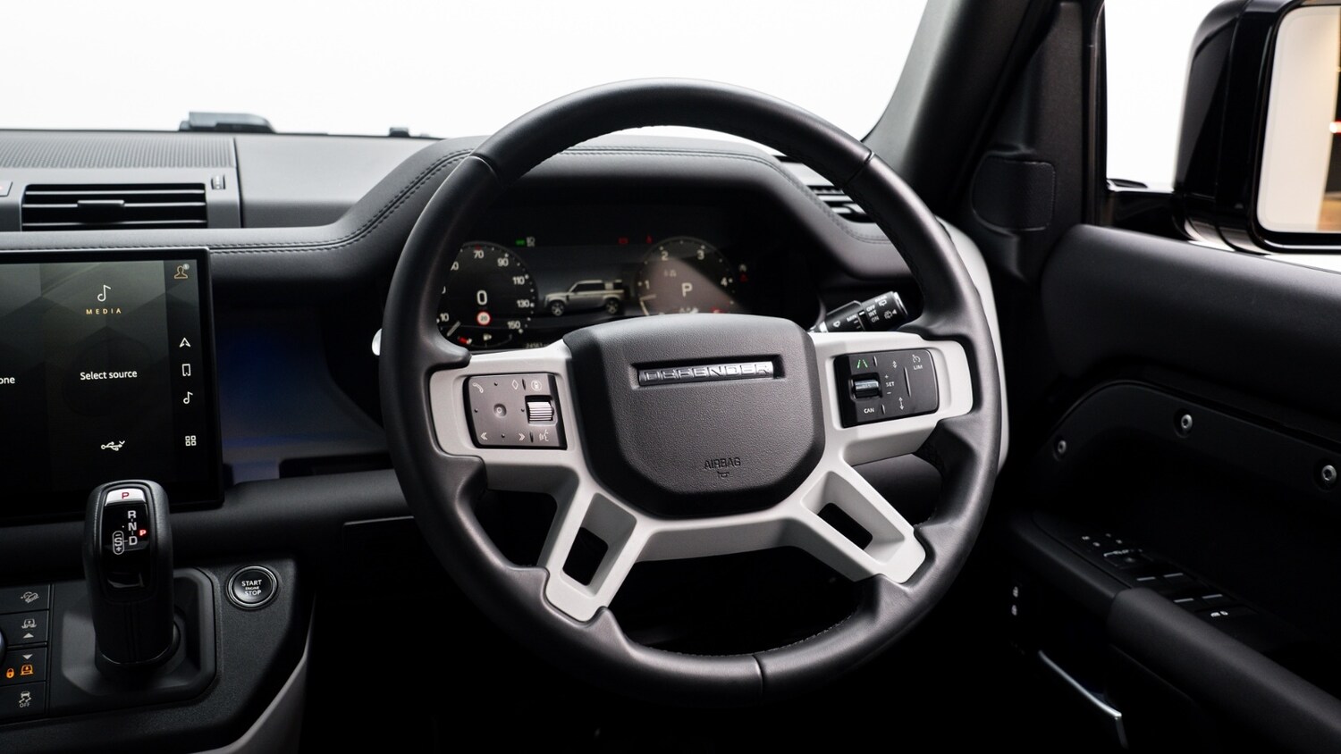 Used Land Rover Defender 2024 for sale - 77988448: Photo 12