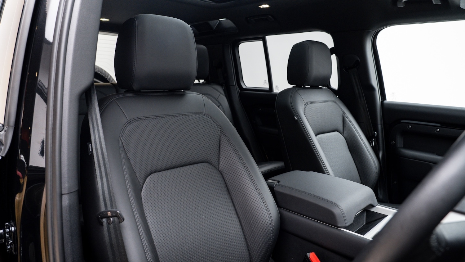 Used Land Rover Defender 2024 for sale - 77988448: Photo 3