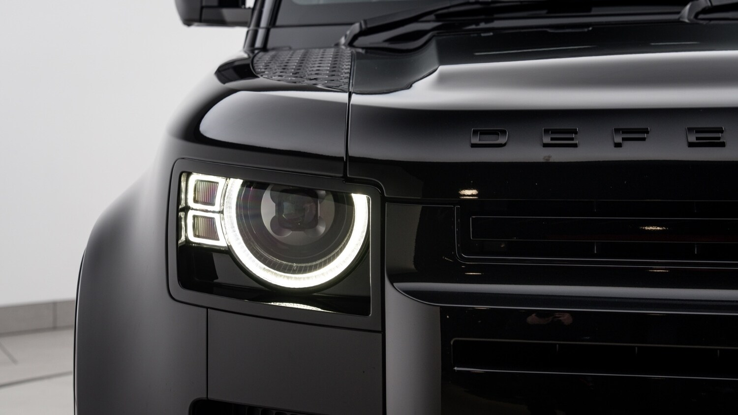 Used Land Rover Defender 2024 for sale - 77988448: Photo 35