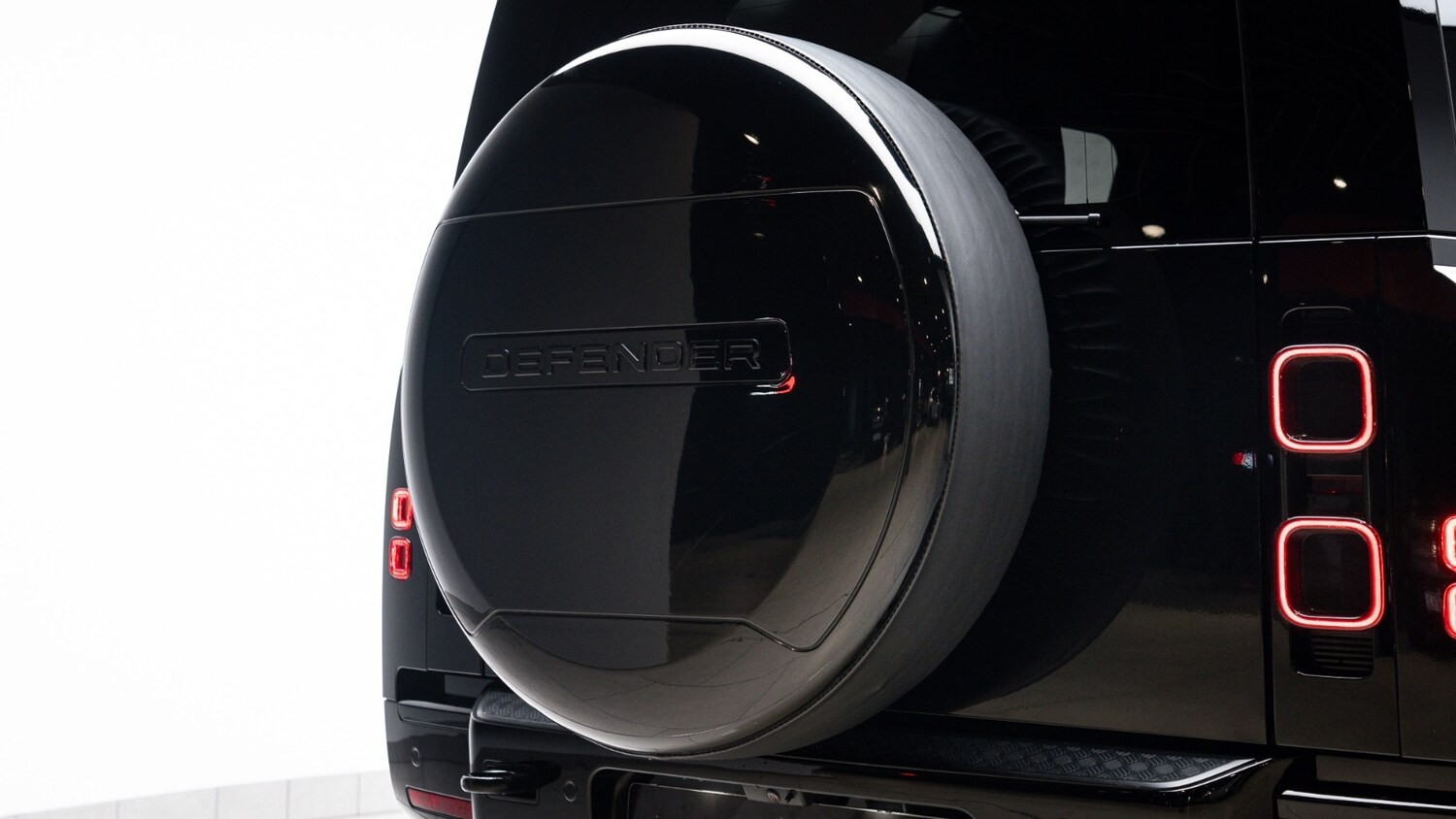 Used Land Rover Defender 2024 for sale - 77988448: Photo 44