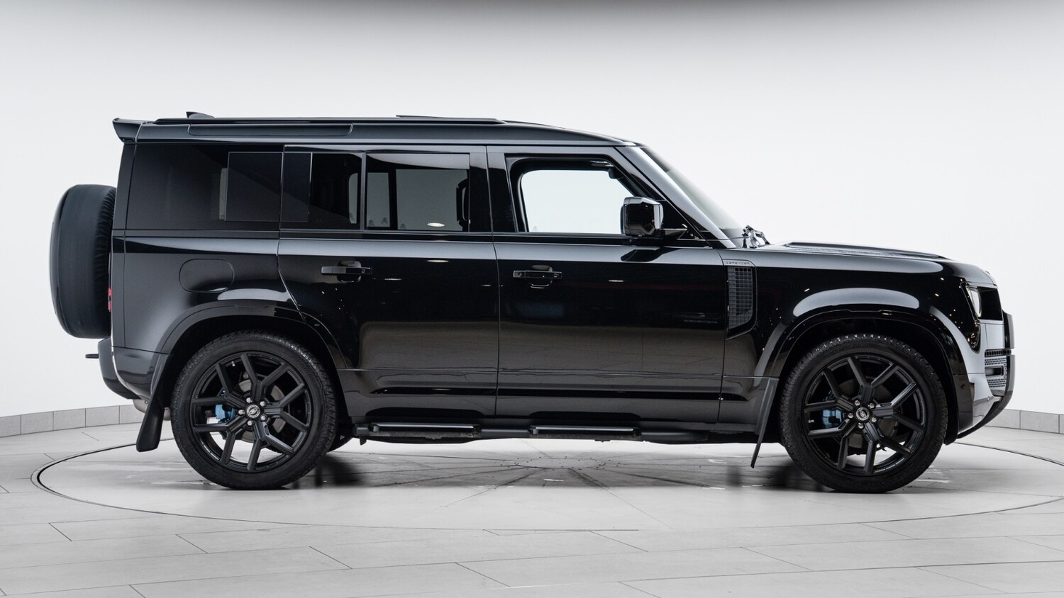 Used Land Rover Defender 2024 for sale - 77988448: Photo 5