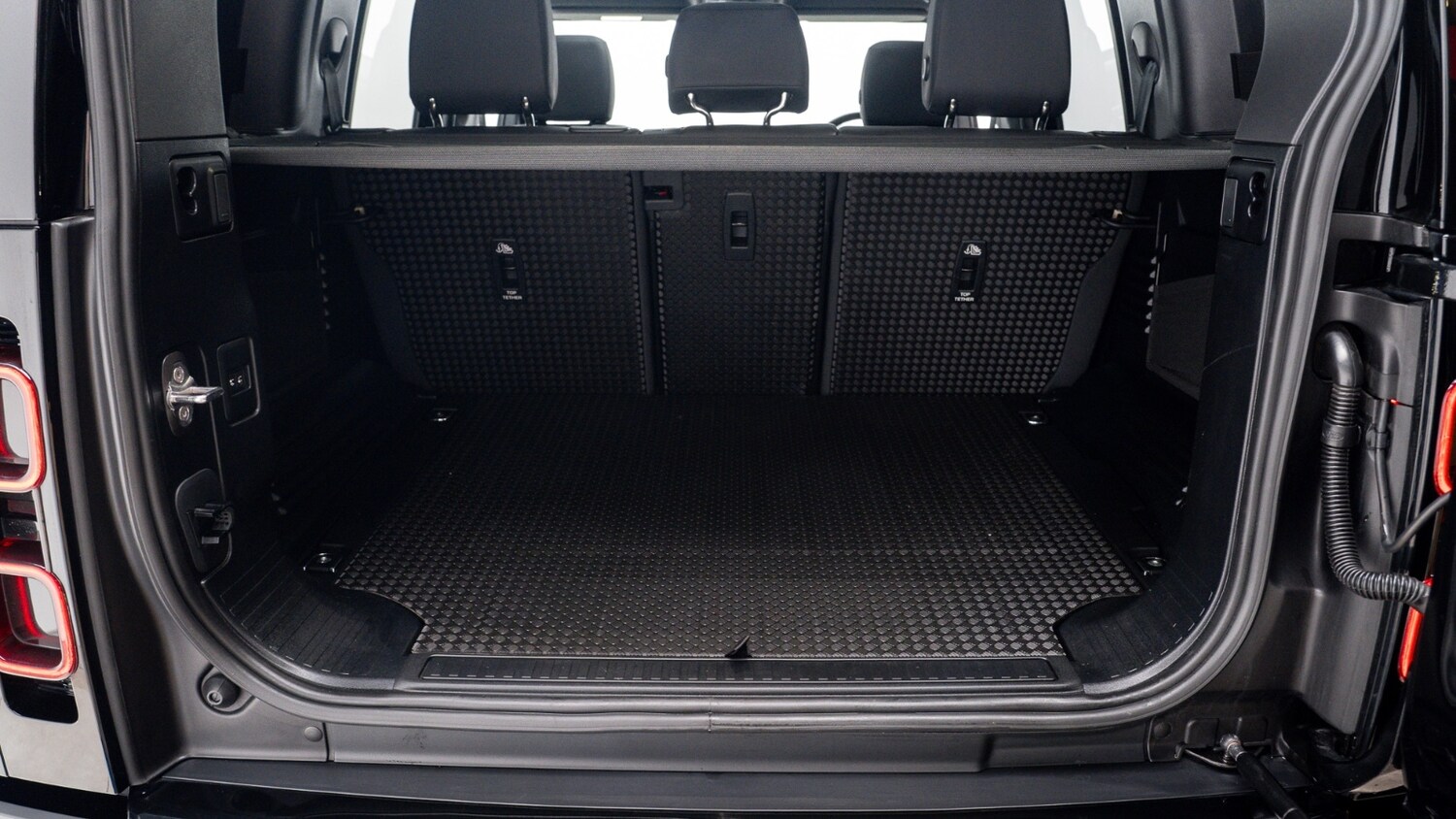 Used Land Rover Defender 2024 for sale - 77988448: Photo 9