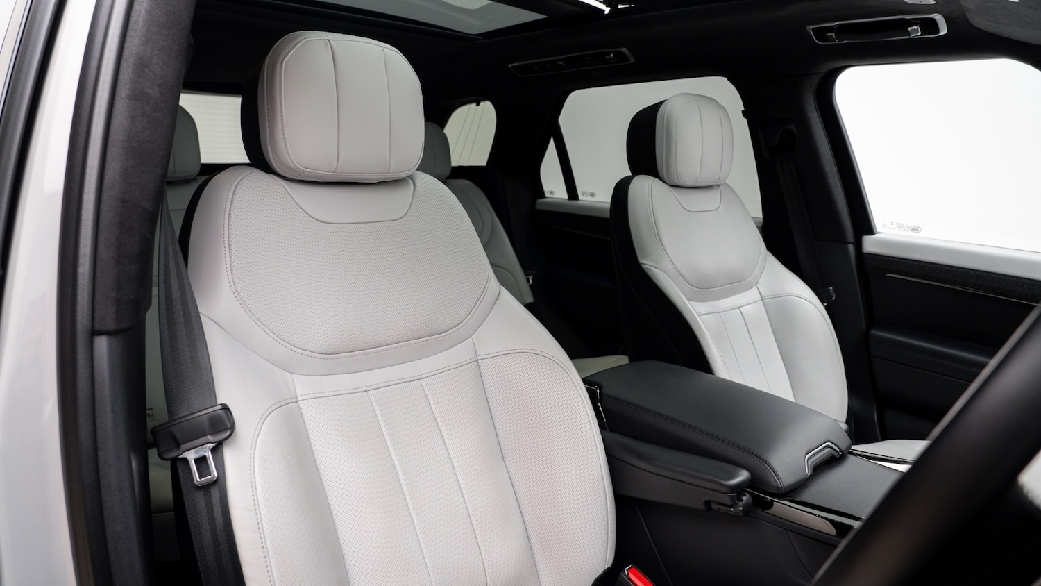 Used Land Rover Range Rover Sport 2023 for sale - 77606931: Photo 3