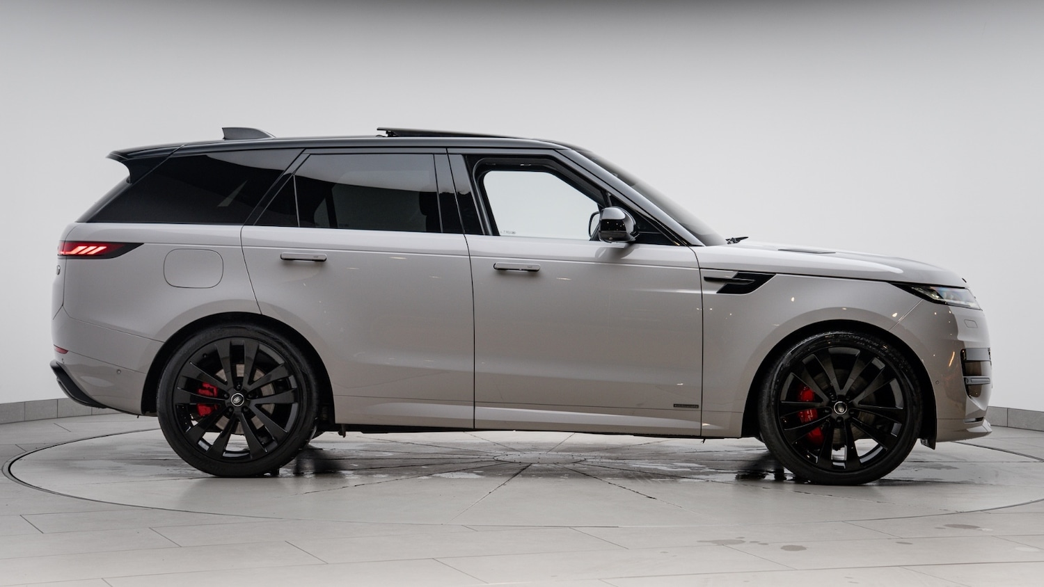 Used Land Rover Range Rover Sport 2023 for sale - 77606931: Photo 5