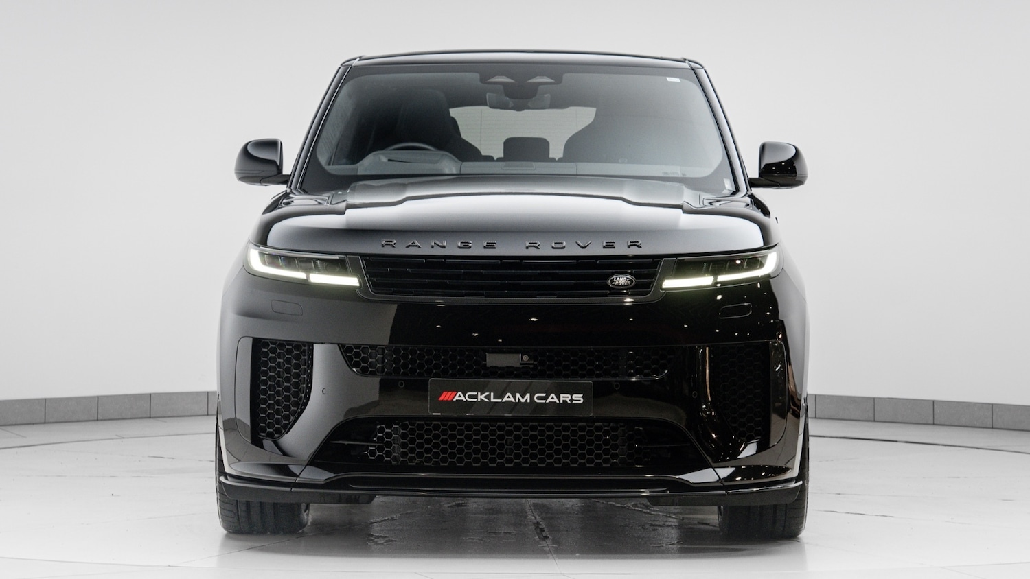 Used Land Rover Range Rover Sport 2024 for sale - 76999524: Photo 4