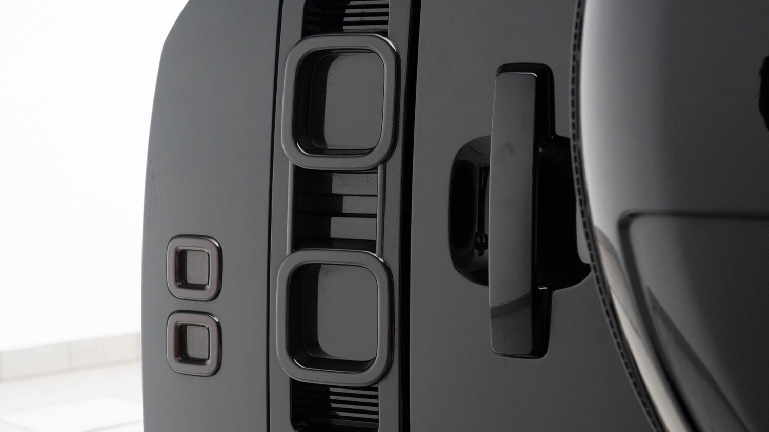 Used Land Rover Defender 2025 for sale - 76366456: Photo 19