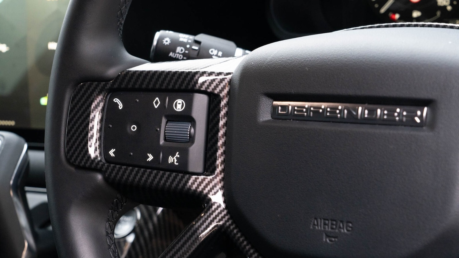 Used Land Rover Defender 2025 for sale - 76366456: Photo 20