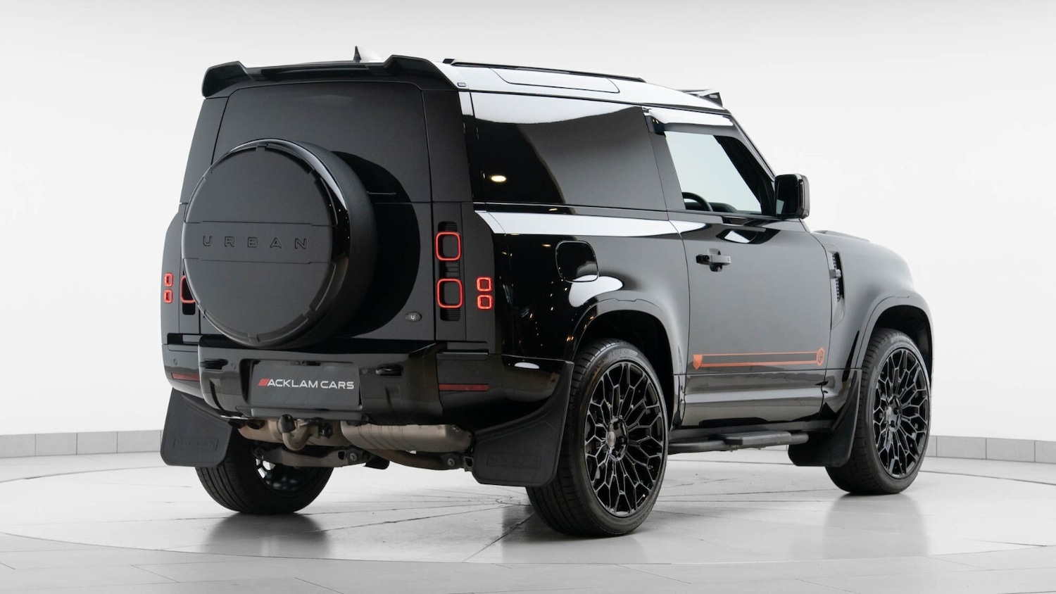 Used Land Rover Defender 2025 for sale - 76366456: Photo 6