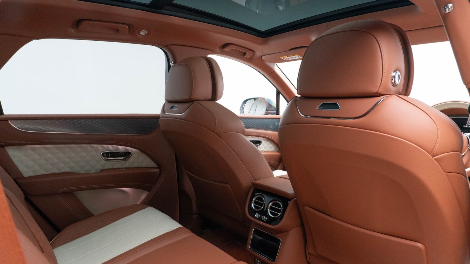 Used Bentley Bentayga 2022 for sale - 76172331: Photo 16