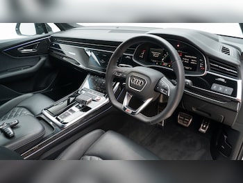 Used Audi Q7 2024 for sale - 78423915: Photo