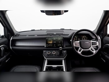 Used Land Rover Defender 2024 for sale - 77178083: Photo
