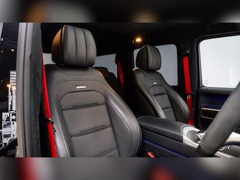 2023 - (73 Reg) 4.0 V8 Carbon Edition 5-Door