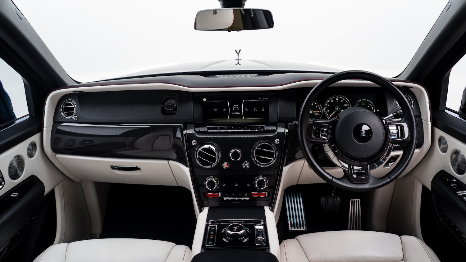 Used Rolls-Royce Cullinan 2022 for sale - 77600415: Photo 2