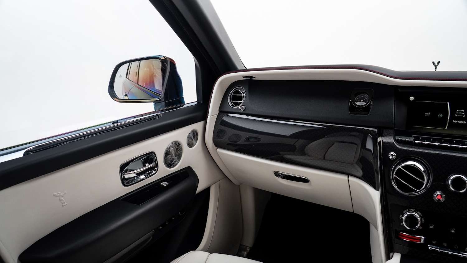 Used Rolls-Royce Cullinan 2022 for sale - 77600415: Photo 27