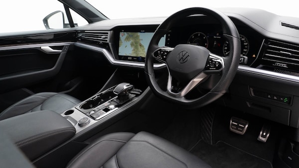 Used Volkswagen Touareg 2023 for sale - 76208801: Photo 18