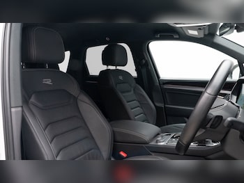 Used Volkswagen Touareg 2023 for sale - 76208801: Photo 3