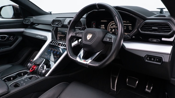 Used Lamborghini Urus 2019 for sale - 76312473: Photo 24