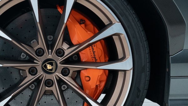 Used Lamborghini Urus 2019 for sale - 76312473: Photo 40