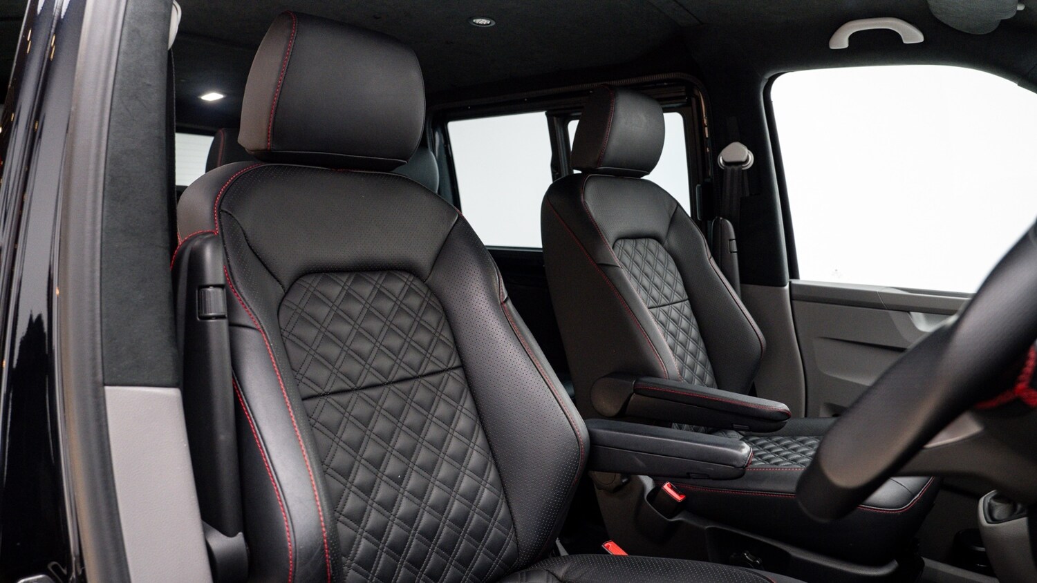 Used Volkswagen Transporter 2023 for sale - 76834849: Photo 3