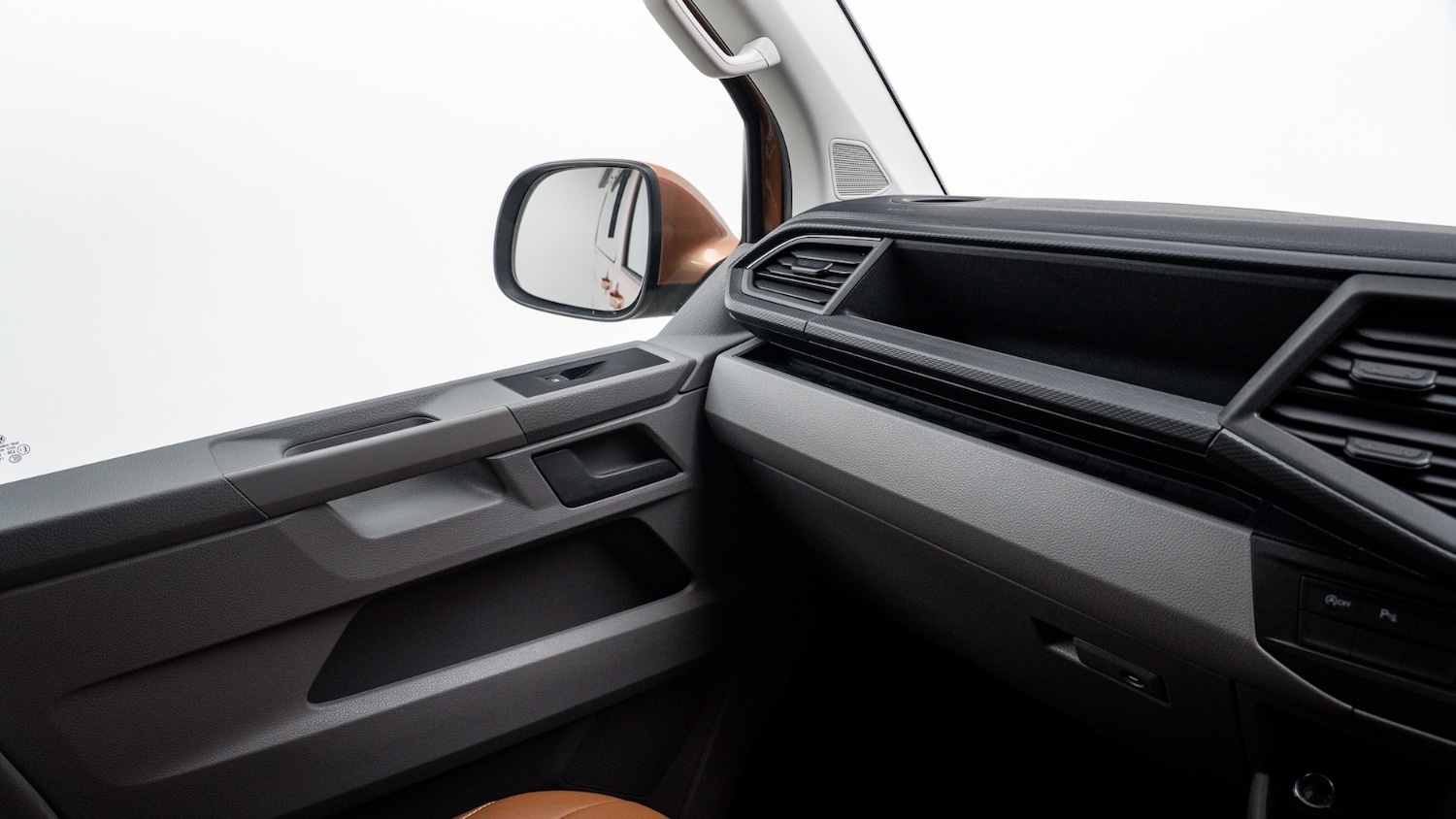 Used Volkswagen Transporter 2022 for sale - 77063432: Photo 45