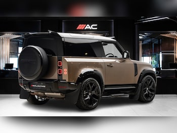 Used Land Rover Defender 2024 for sale - 78846815: Photo