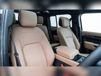 Used Land Rover Defender 2026 for sale - 77434927: Photo