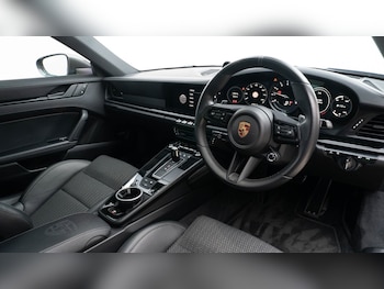 Used Porsche 911 2024 for sale - 76172296: Photo 2