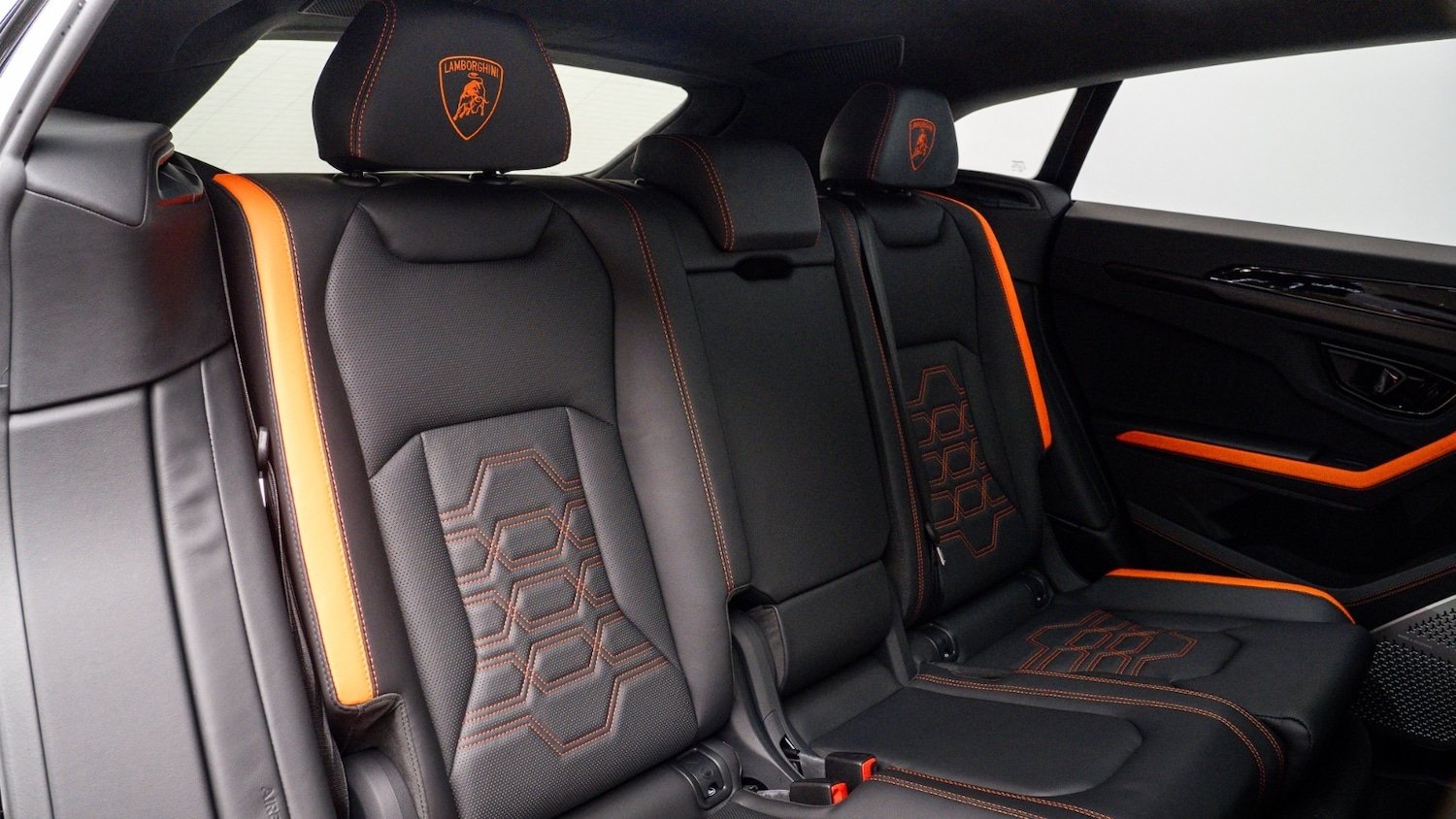 Used Lamborghini Urus 2025 for sale - 77903309: Photo 12