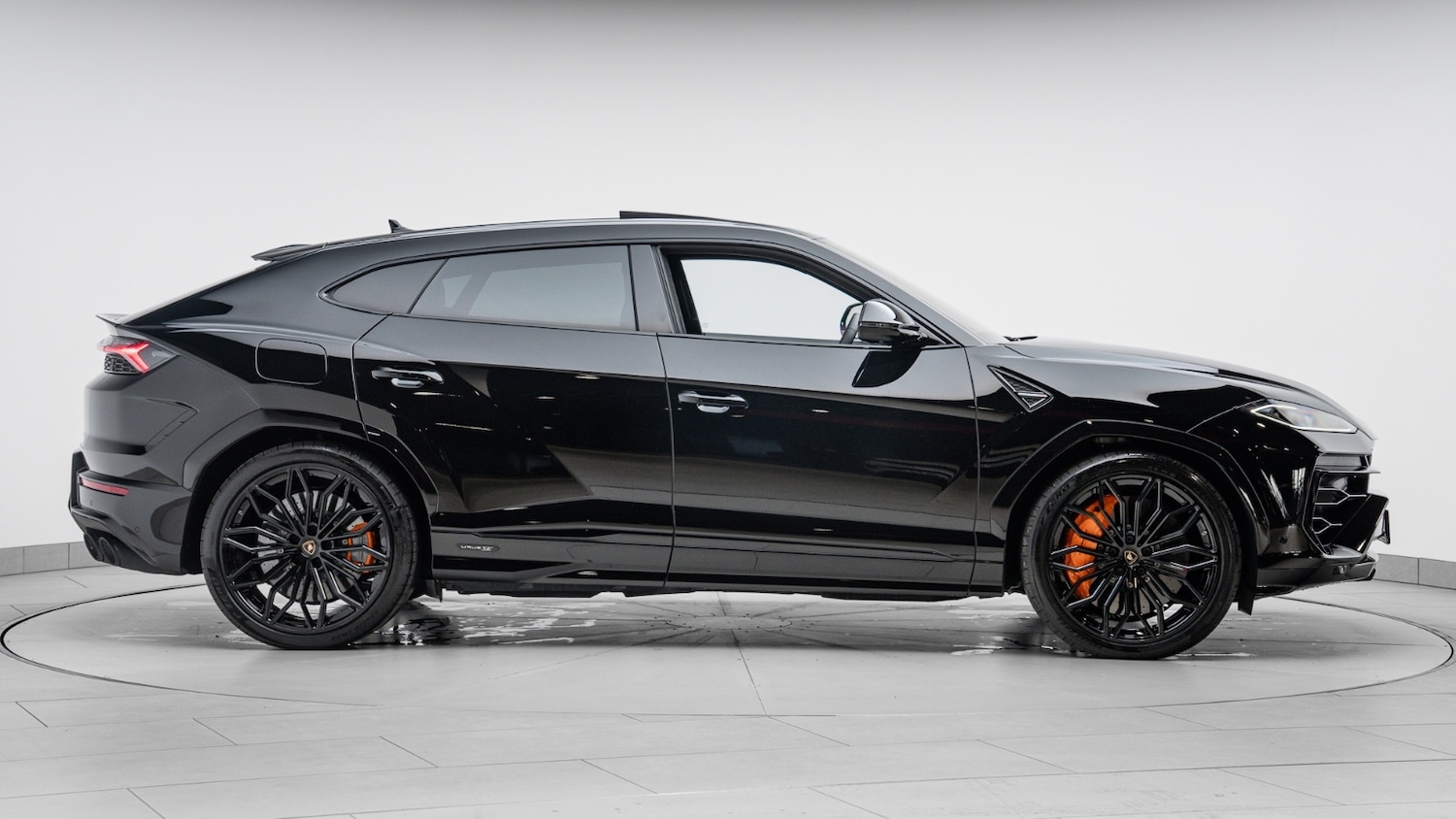 Used Lamborghini Urus 2025 for sale - 77903309: Photo 5