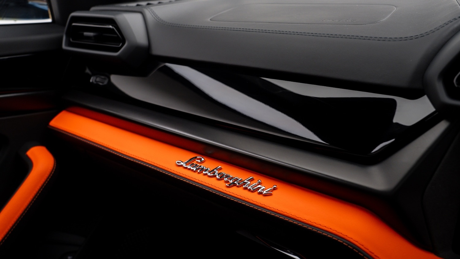 Used Lamborghini Urus 2025 for sale - 77903309: Photo 51