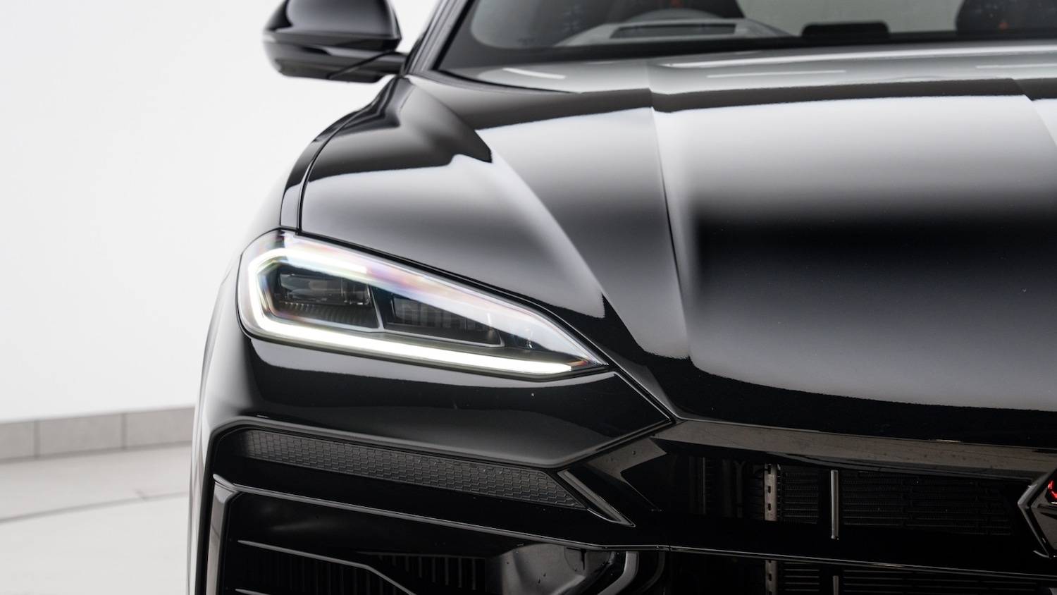 Used Lamborghini Urus 2025 for sale - 77903309: Photo 55