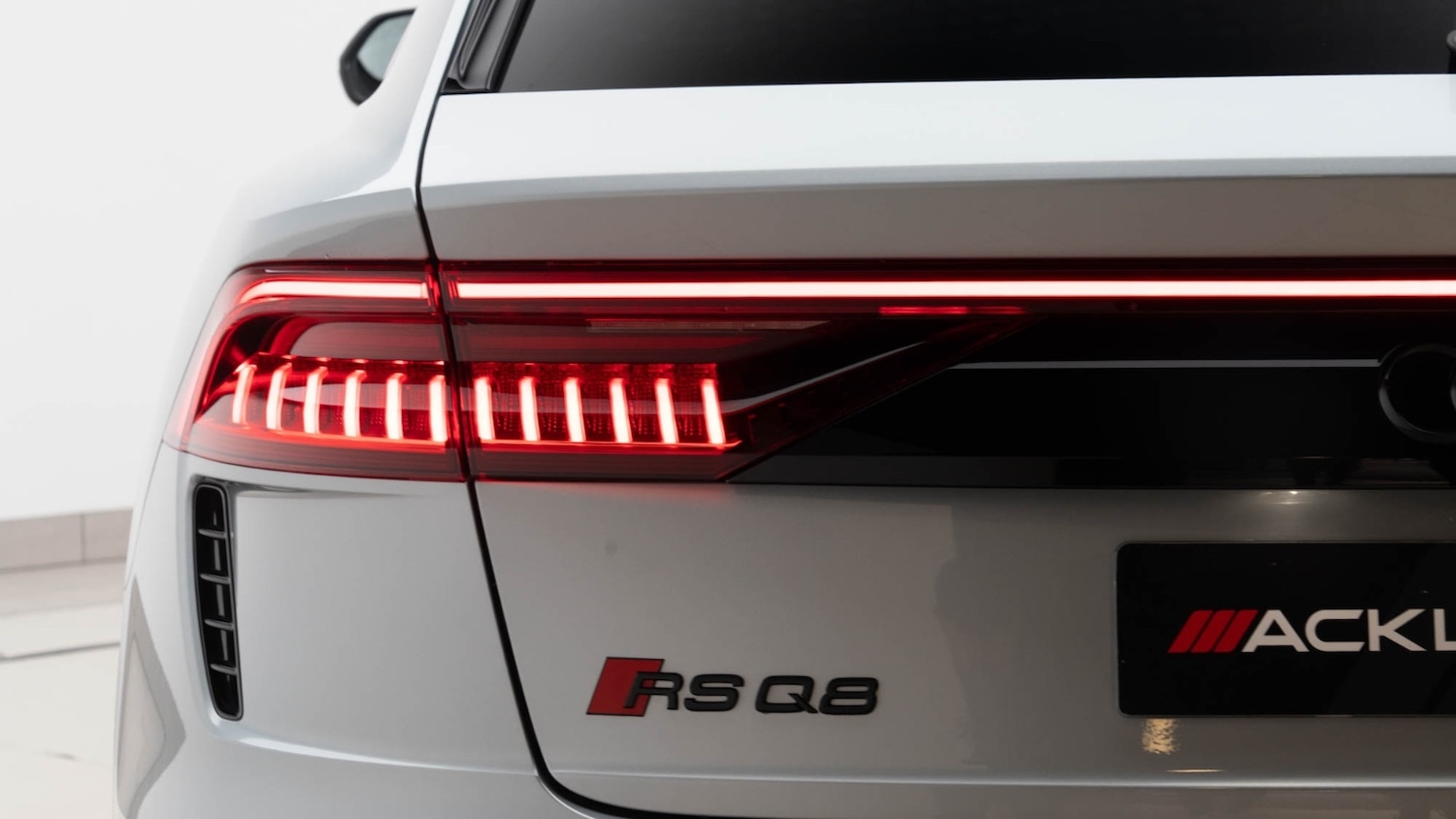 Used Audi RS Q8 2023 for sale - 76161306: Photo 11