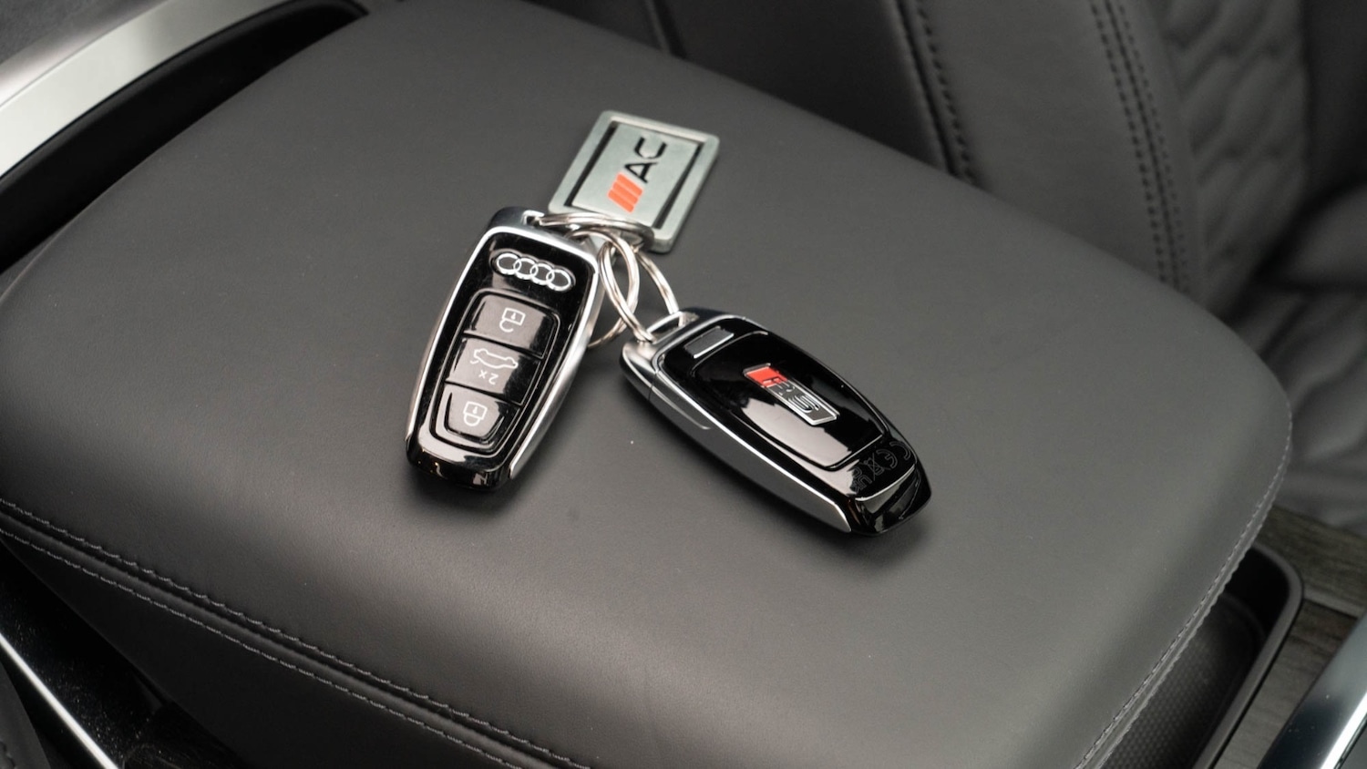 Used Audi RS Q8 2023 for sale - 76161306: Photo 38
