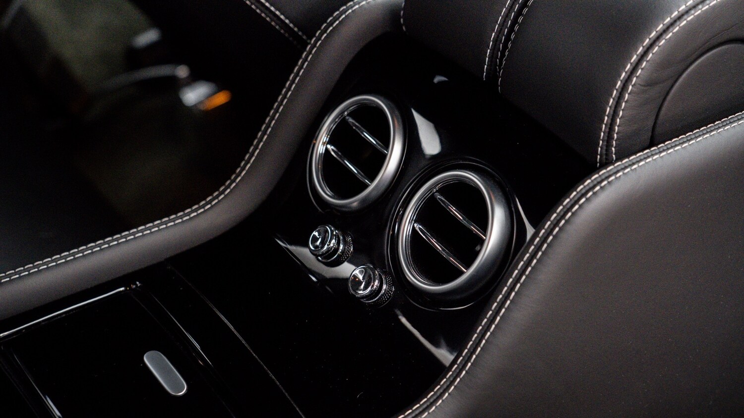 Used Bentley Continental 2014 for sale - 76908030: Photo 10