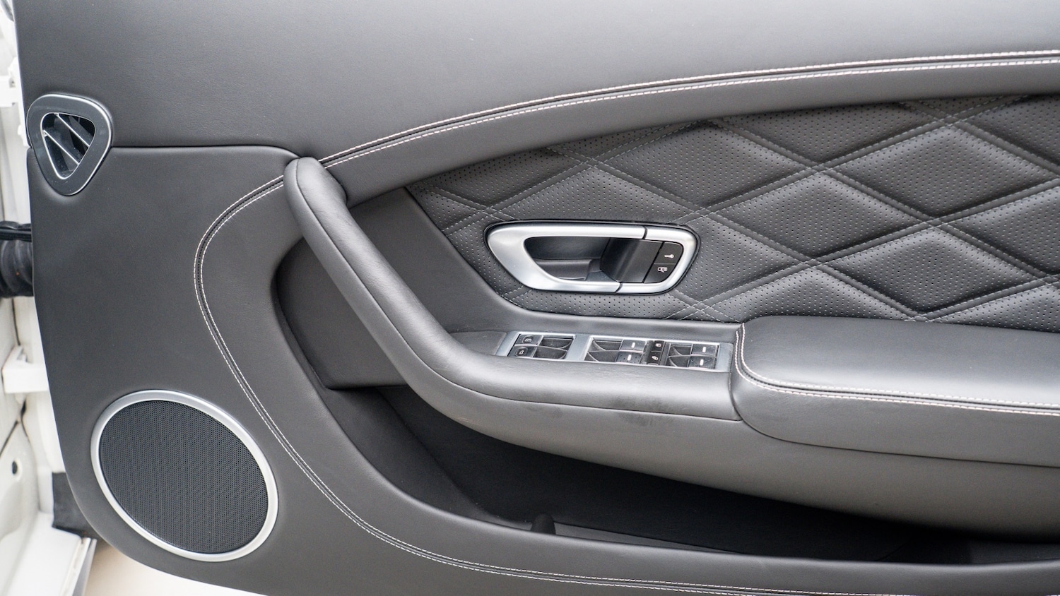 Used Bentley Continental 2014 for sale - 76908030: Photo 17