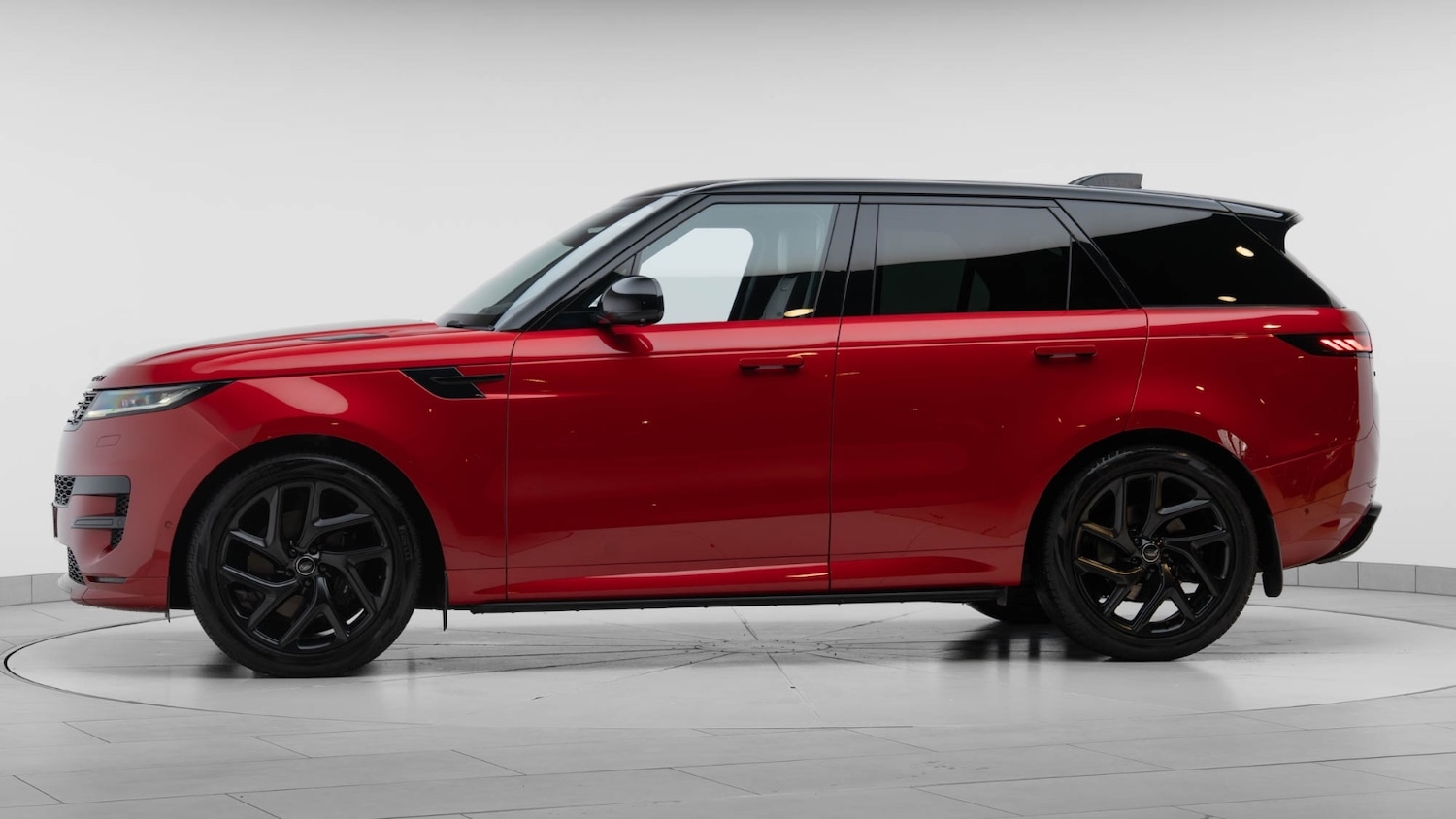 Used Land Rover Range Rover Sport 2022 for sale - 76130875: Photo 4