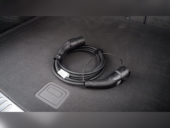 Used Porsche Cayenne 2023 for sale - 78630077: Photo