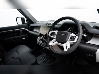 Used Land Rover Defender 2026 for sale - 78767406: Photo