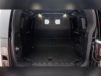 Used Land Rover Defender 2026 for sale - 78767406: Photo