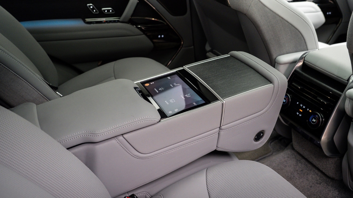 Used Land Rover Range Rover 2024 for sale - 77725934: Photo 11