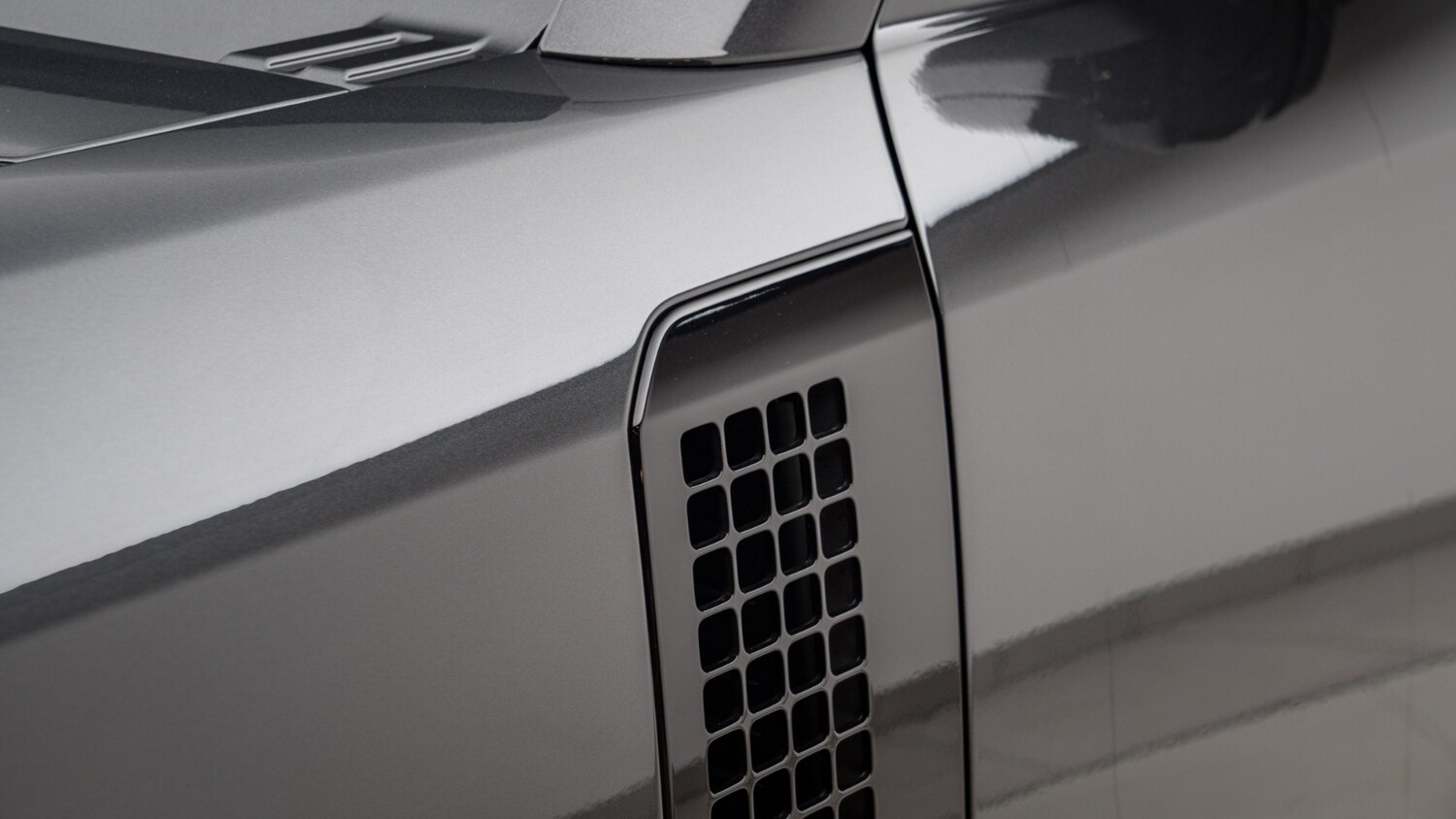 Used Land Rover Defender 2025 for sale - 77178082: Photo 32