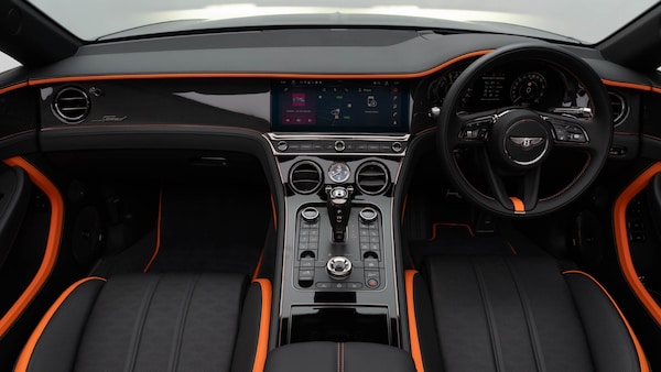 Used Bentley Continental 2025 for sale - 76265638: Photo 2