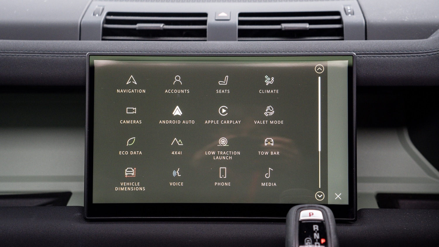 Used Land Rover Defender 2023 for sale - 77025455: Photo 13