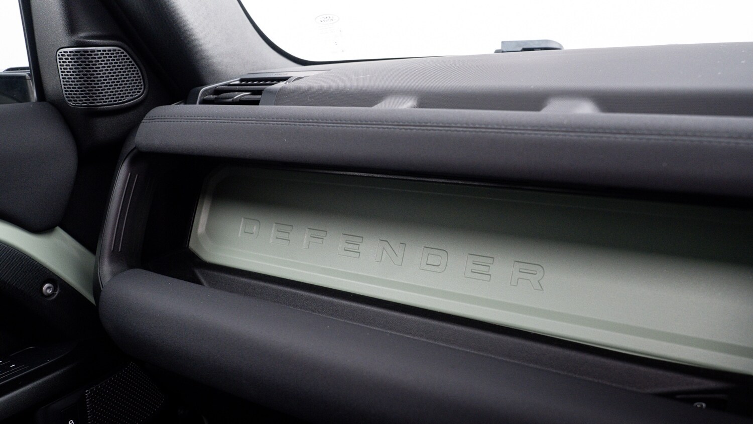 Used Land Rover Defender 2023 for sale - 77025455: Photo 31