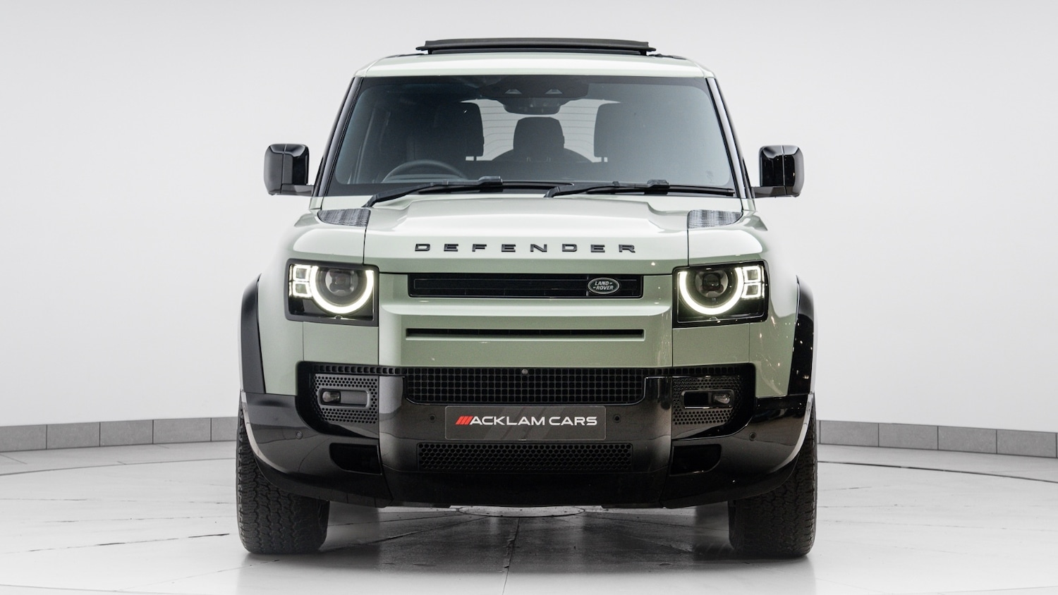 Used Land Rover Defender 2023 for sale - 77025455: Photo 4