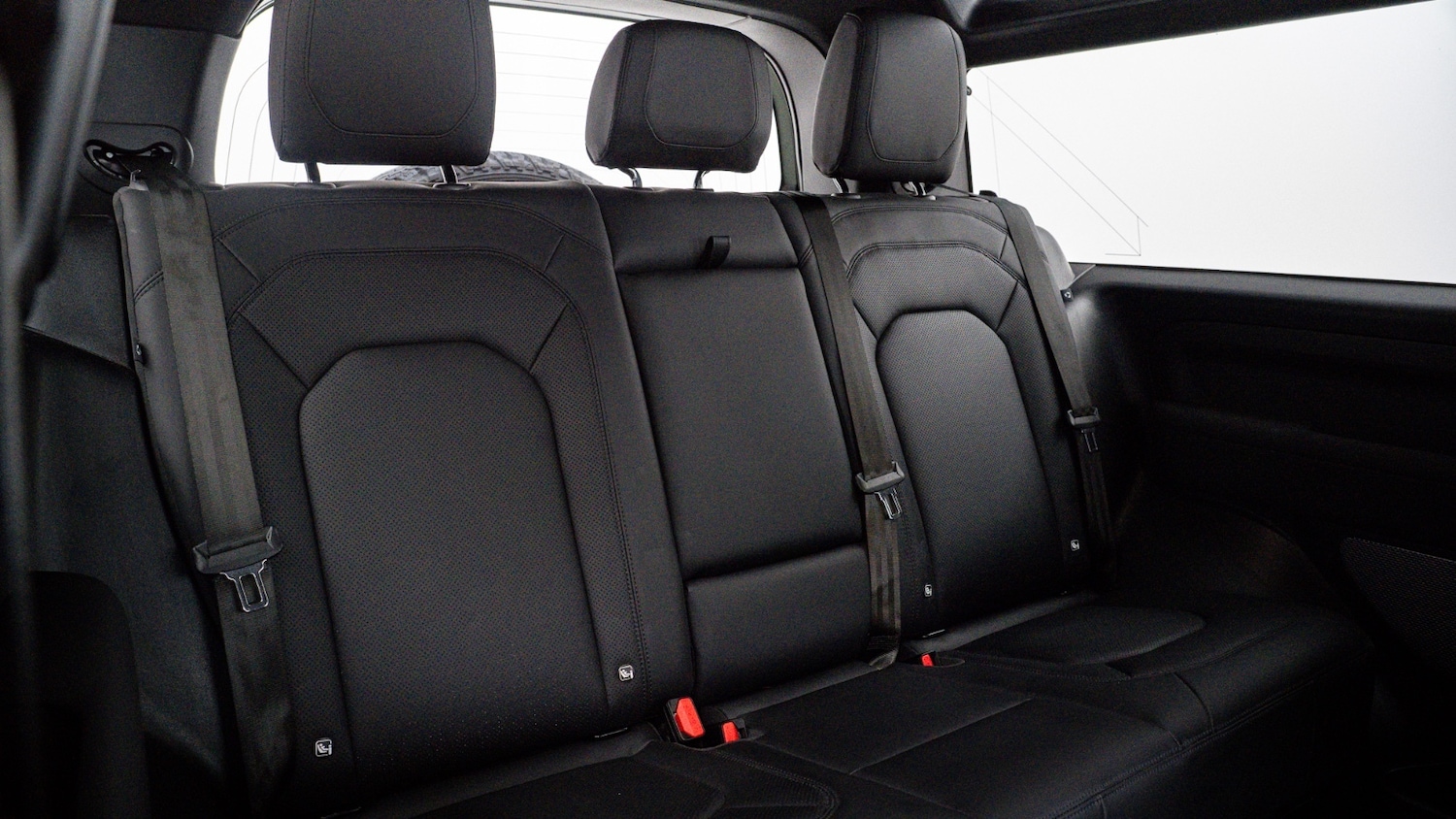 Used Land Rover Defender 2023 for sale - 77025455: Photo 8