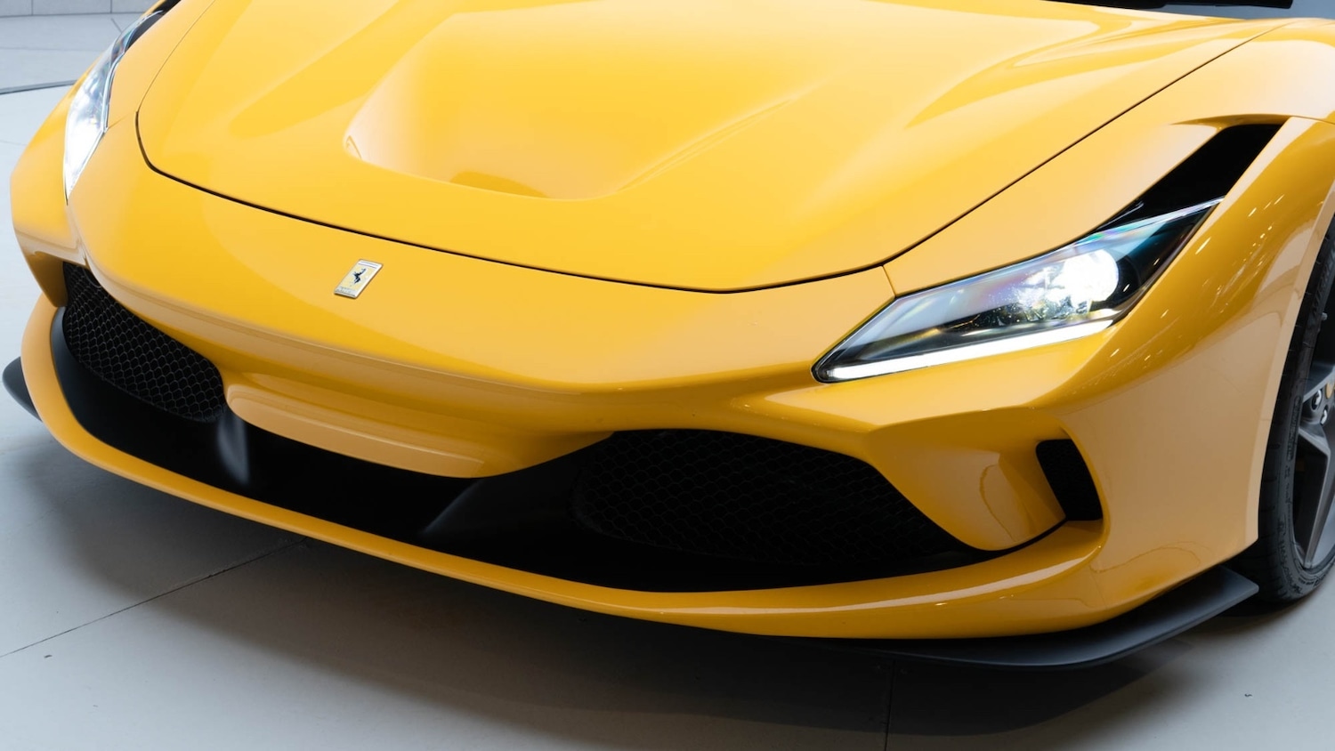 Used Ferrari F8 Spider 2020 for sale - 76208956: Photo 11