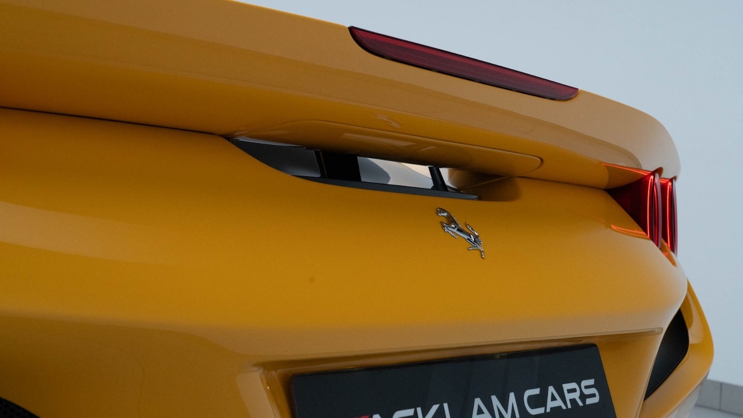 Used Ferrari F8 Spider 2020 for sale - 76208956: Photo 18